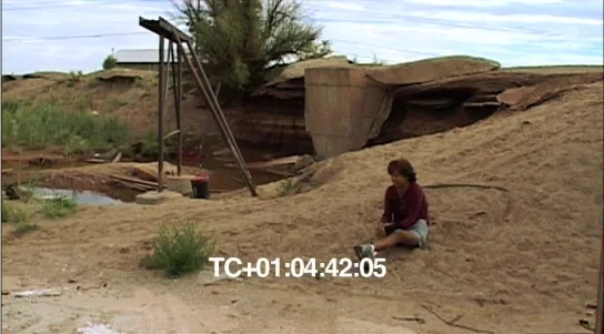 Desert Frau Hopi — documentary film still 03