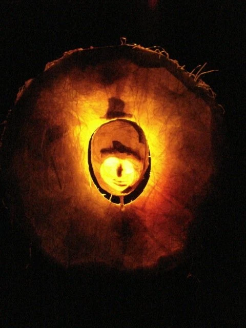 Mask 1 from Relations lumineuses